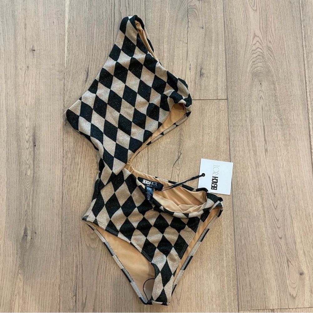 NWT beach Riot one shoulder swimsuit